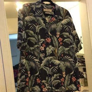 Men’s button down shirt